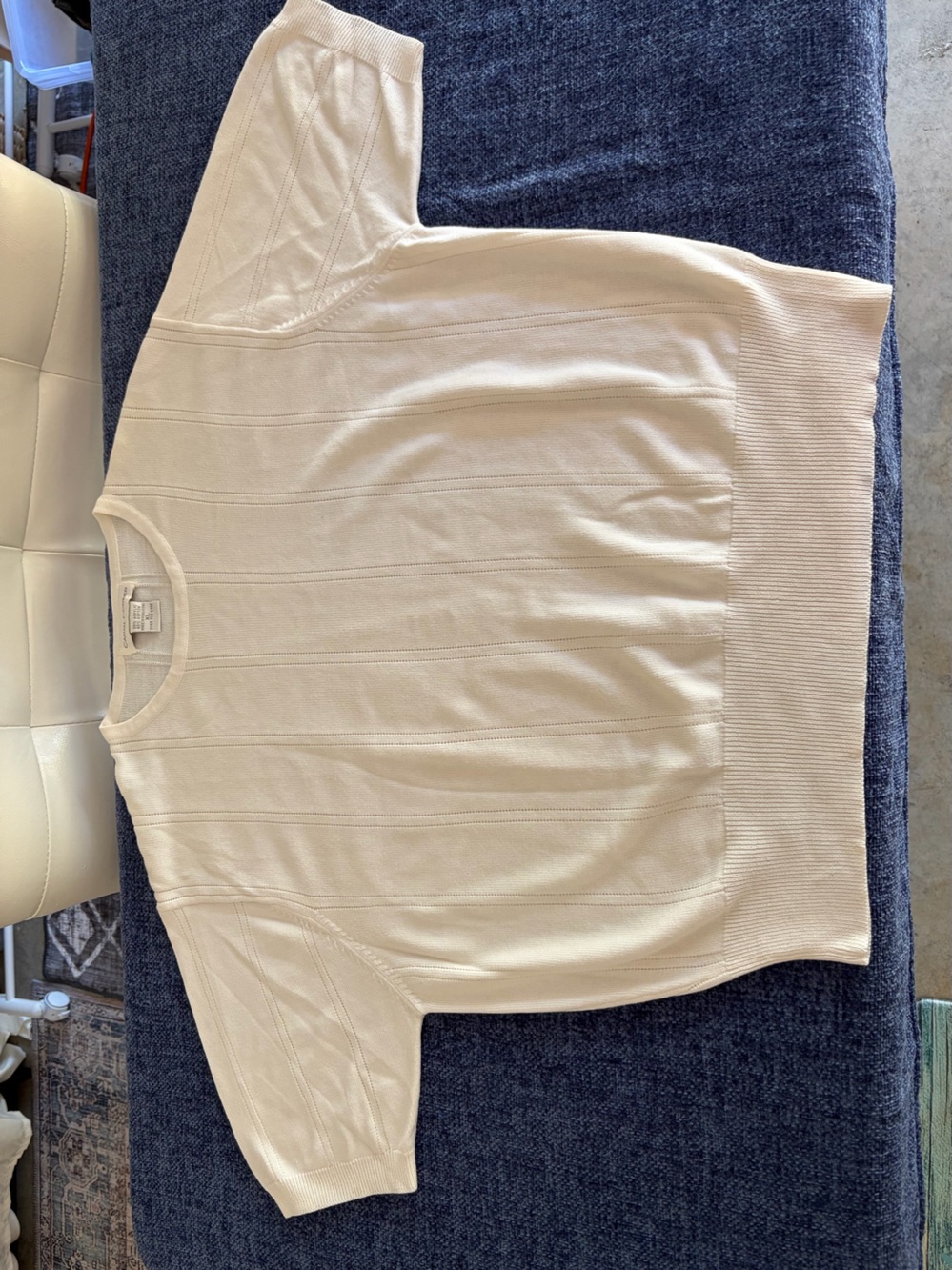 Casual Corner Short Sleeve Knit Top in Cream Size XL